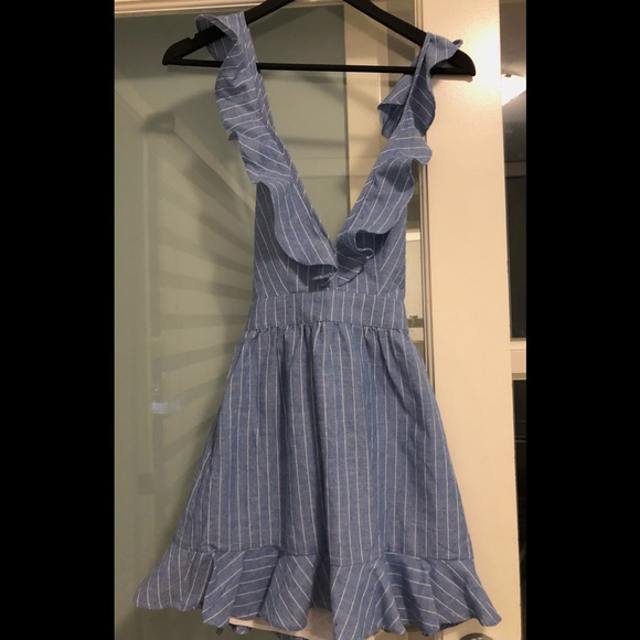 Superdown Revolve Dress - Picture 3 of 5